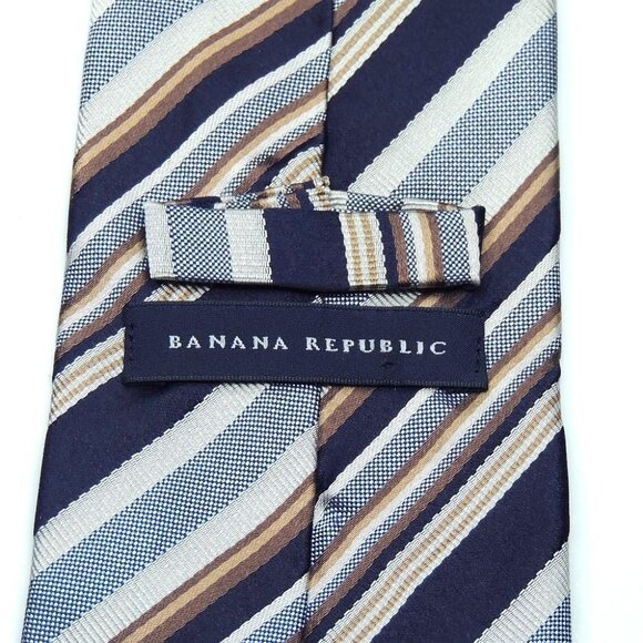 Banana Republic Multicolor Stripe All Silk 57 X 3.75" Mint Condition - Picture 2 of 2